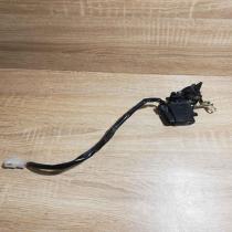 152800 7051   Front door lock Mazda 626