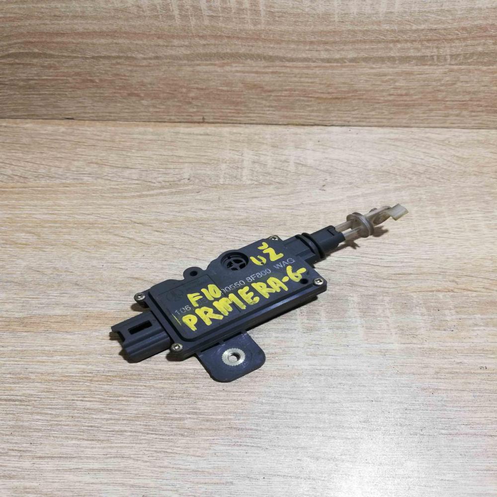 905508F800   Central locking motor Nissan Primera