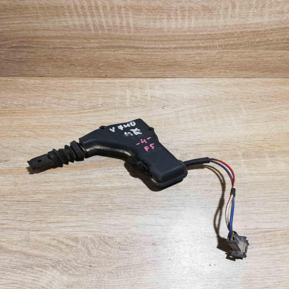 1334022 Unit  Central locking motor Volvo 740