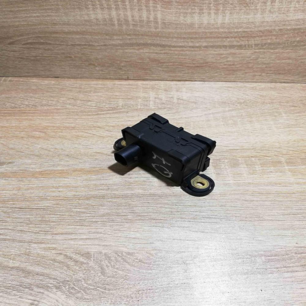 7H0907652A   ESP acceleration yaw rate sensor Volkswagen Touran I