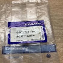 9187329   Number plate light Volvo V70