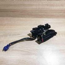 Prius trunk lock   Tailgate/trunk/boot lock/catch/latch Toyota Prius (XW20)