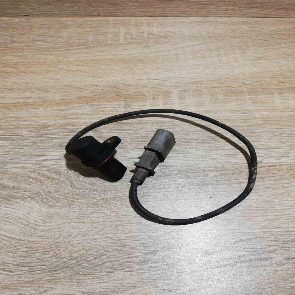 0261210179   Crankshaft position sensor Audi A6 S6 C6 4F