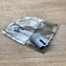245134   Other engine bay part Peugeot 307