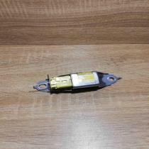 89833 47030   Airbag deployment crash/impact sensor Toyota Prius (XW20)