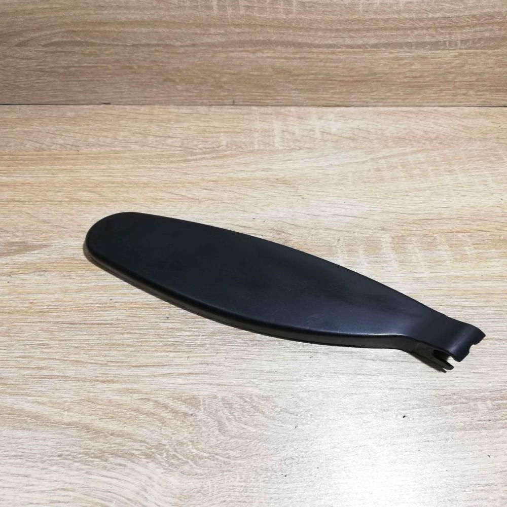 A2058240219   Windshield/front glass wiper blade Mercedes-Benz GLC C253