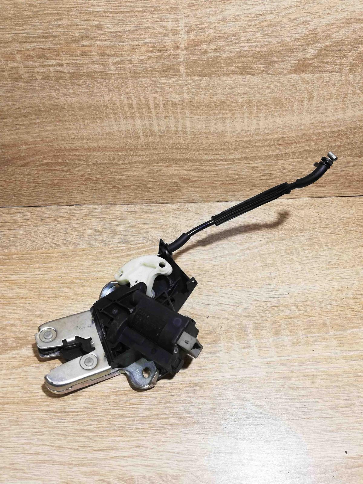 4F5827505D   Tailgate/trunk/boot lock/catch/latch Audi A6 S6 C6 4F
