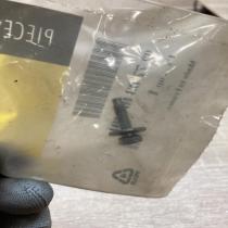 7703101301   Nuts/bolts Renault Laguna II