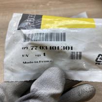 7703101301   Nuts/bolts Renault Laguna II