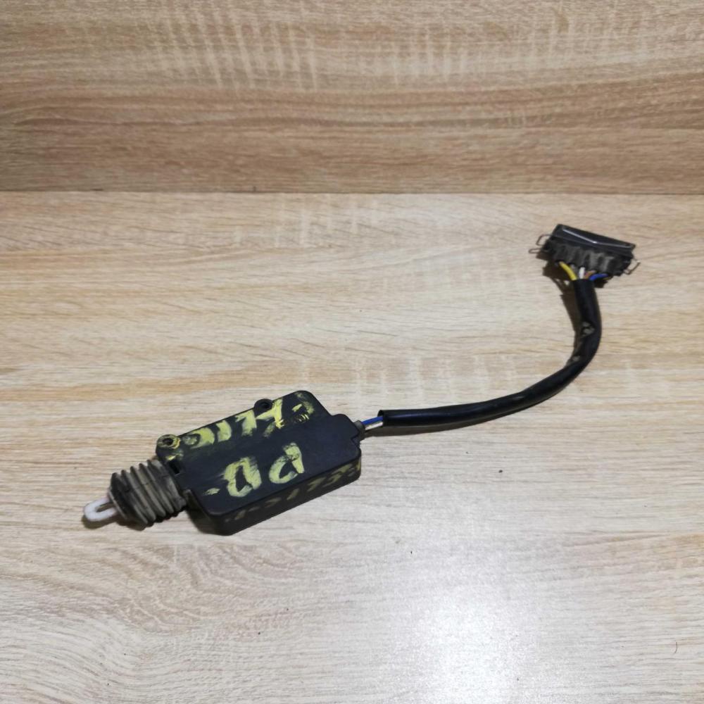 FELIC Front Right   Air flap motor/actuator Mazda 626