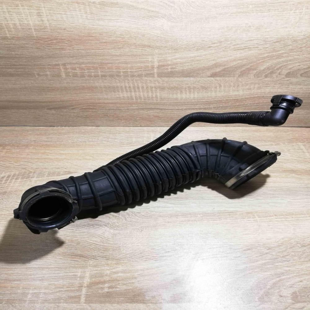 03G129629D Unit  Air intake hose/pipe Audi Q5 SQ5
