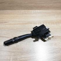 84140 05140   Indicator stalk Toyota Avensis T250