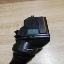 0D030 17F144   Wiper control stalk Toyota Auris 150
