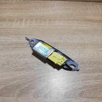 89834 47020 187900 0921  Airbag deployment crash/impact sensor Toyota Prius (XW2