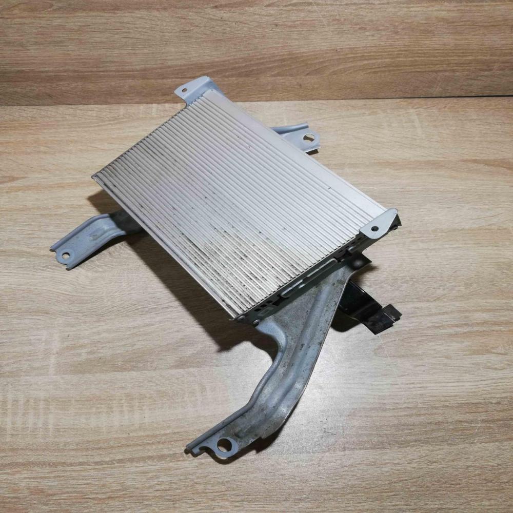 86280 0W240   Sound amplifier Toyota Prius (XW20)