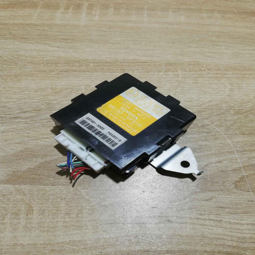 08190 0F810 Unit  Alarm control unit/module Toyota Corolla Verso AR10
