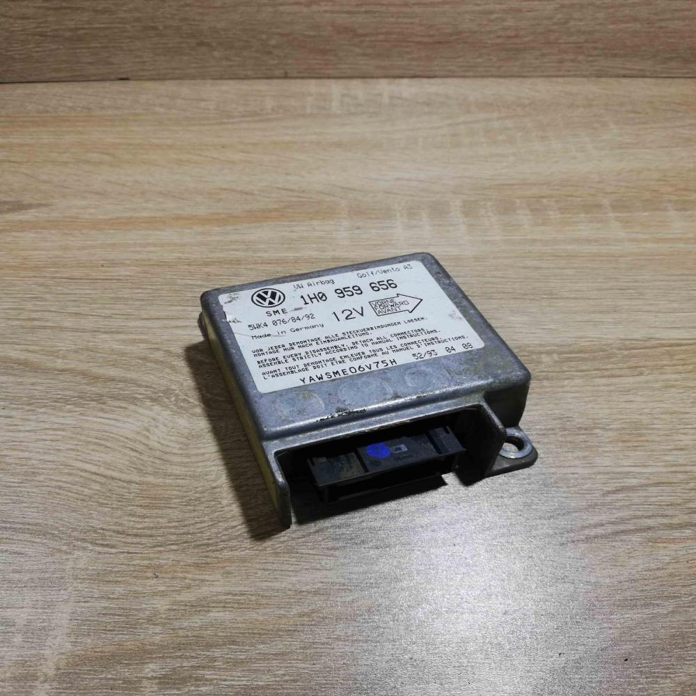 1H0959656   Airbag control unit/module Volkswagen Golf III
