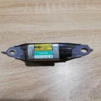 89834 47020 187900 0922  Airbag deployment crash/impact sensor Toyota Prius (XW2