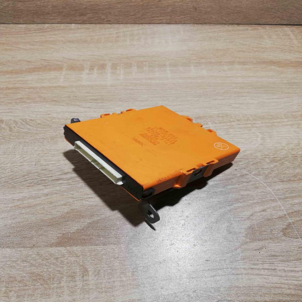 89670 47020 101238 0161  Other control units/modules Toyota Prius (XW20)