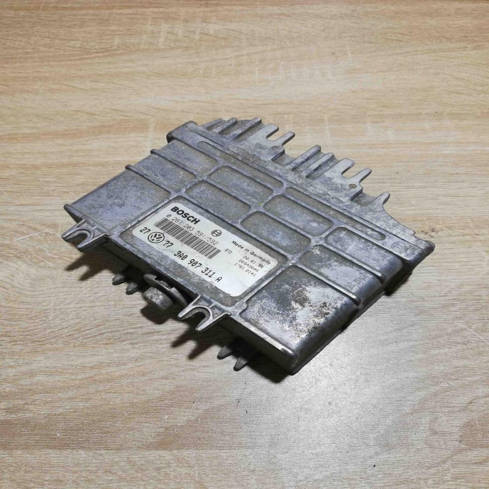 3A0907311A 0261203591  Engine control unit/module ECU Volkswagen Golf III