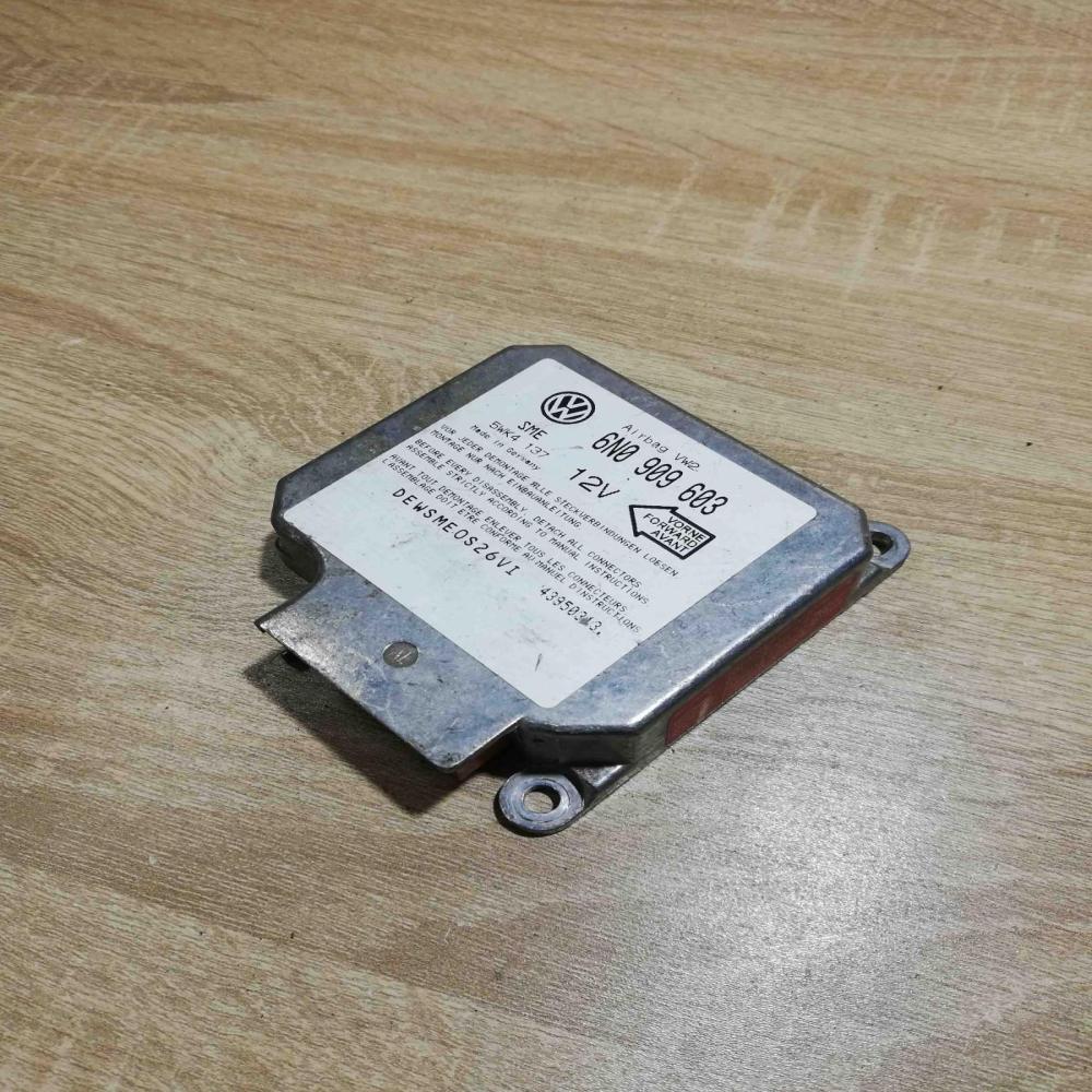 6N0909603   Airbag control unit/module Volkswagen Golf III