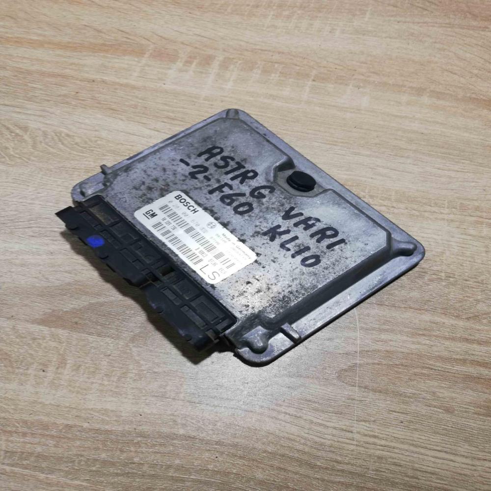 0281001670 90589736  Engine control unit/module ECU Opel Astra G