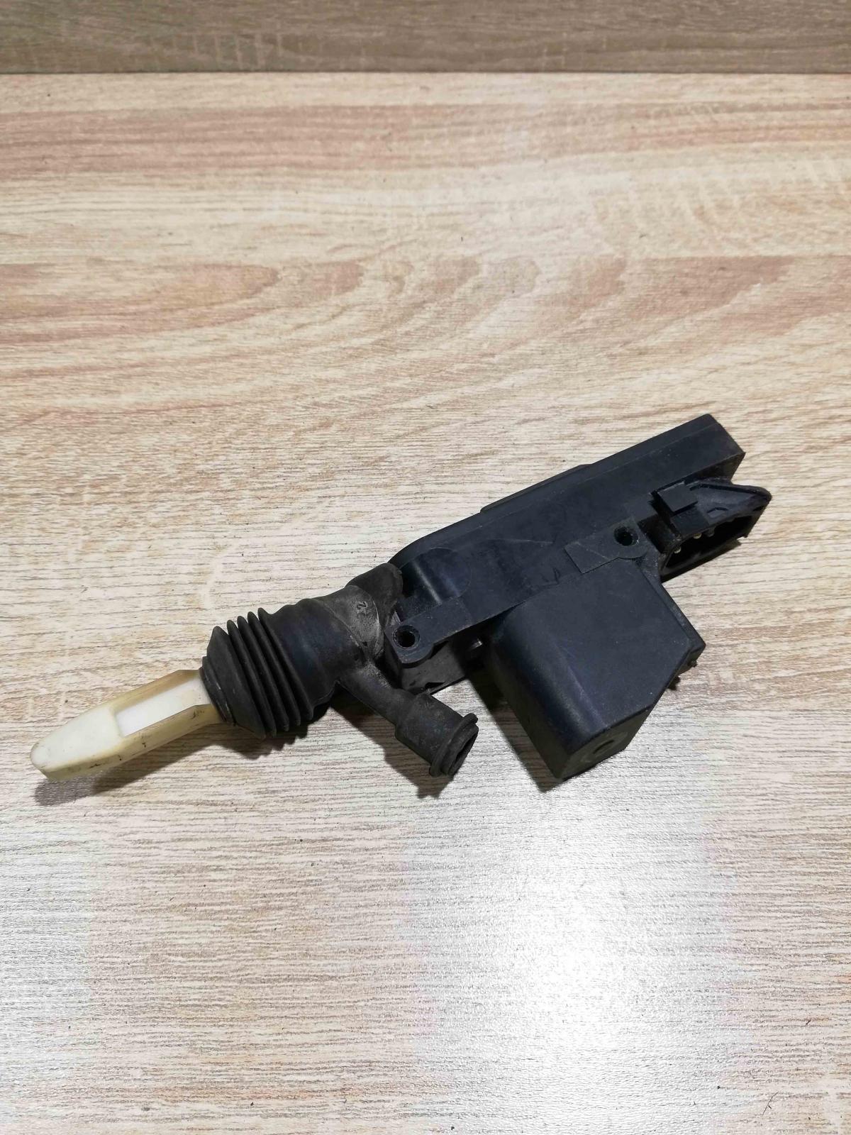 BMW 5 18   Central locking motor BMW 3 E30