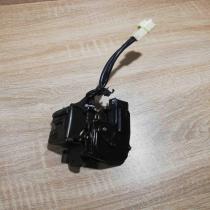 White Conector   Rear glass lock/latch Toyota Prius (XW20)