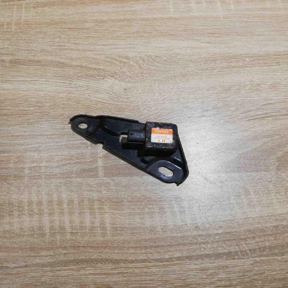 89174 47040 252100 0160 Unit Airbag deployment crash/impact sensor Toyota Prius