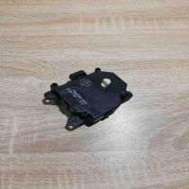 063700 7440   Air flap motor/actuator Toyota Prius (XW20)
