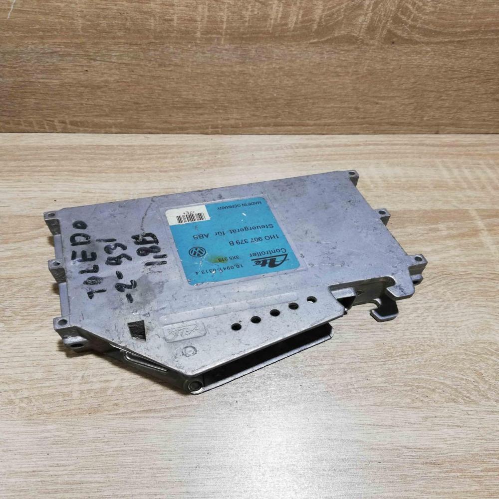 1H0907379B Unit  ABS control unit/module Volkswagen PASSAT B4