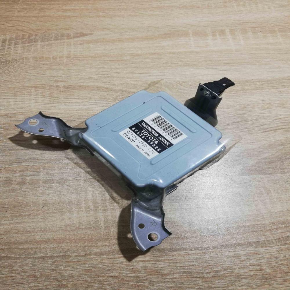 89535 47020 079100 1780  Gearbox control unit/module Toyota Prius (XW20)