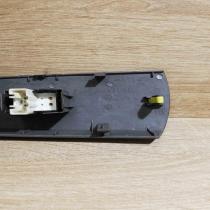 74272 47050 Unit  Electric window control switch Toyota Prius (XW20)
