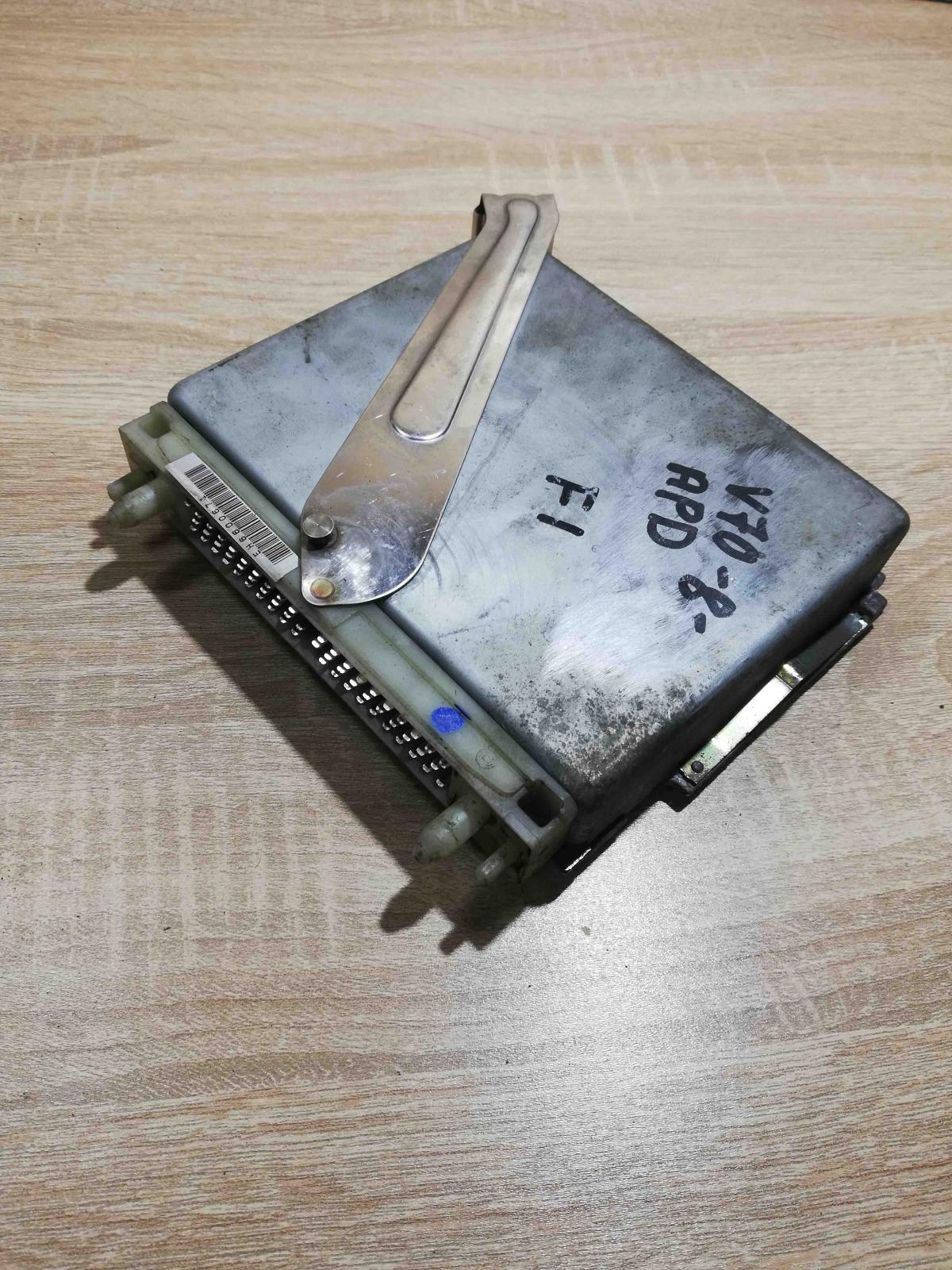P09442008 1TEH003084 T96250203 Engine control unit/module ECU Volvo V70