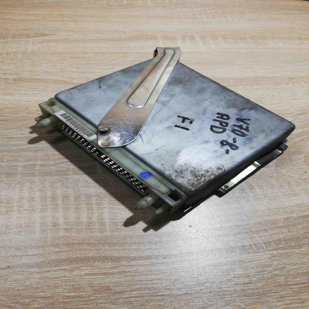 P09442008 1TEH003084 T96250203 Engine control unit/module ECU Volvo V70