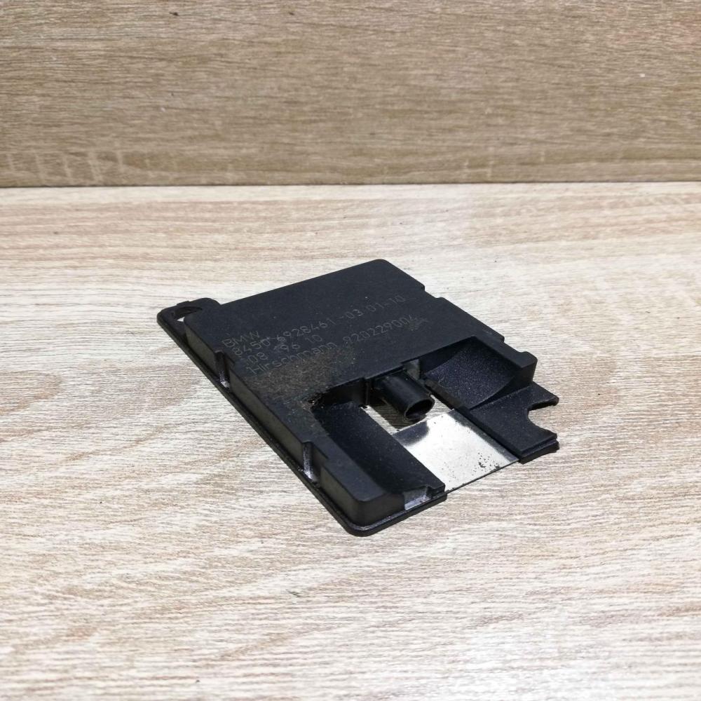 6928461   Aerial antenna amplifier BMW 5 E60 E61