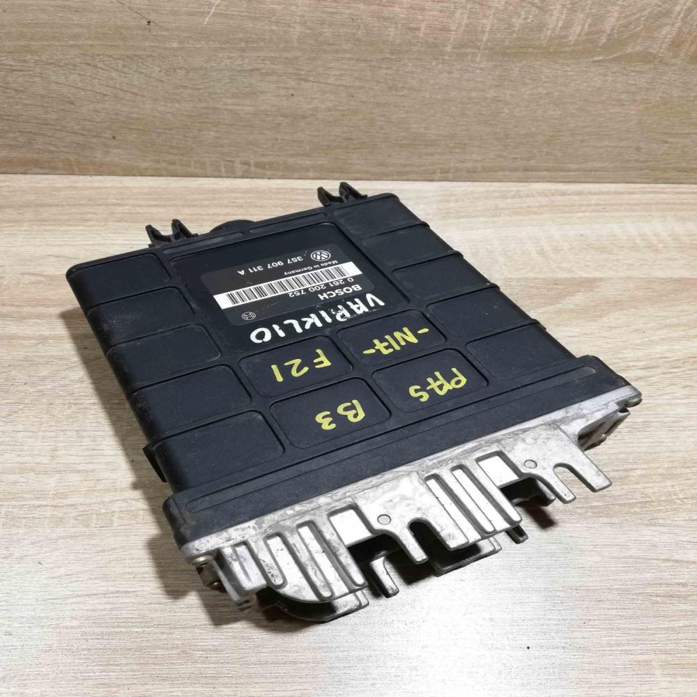 0261200752 357907311A Unit Engine control unit/module ECU Volkswagen PASSAT B3
