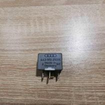 443951253K   Other relay Audi A4 S4 B5 8D