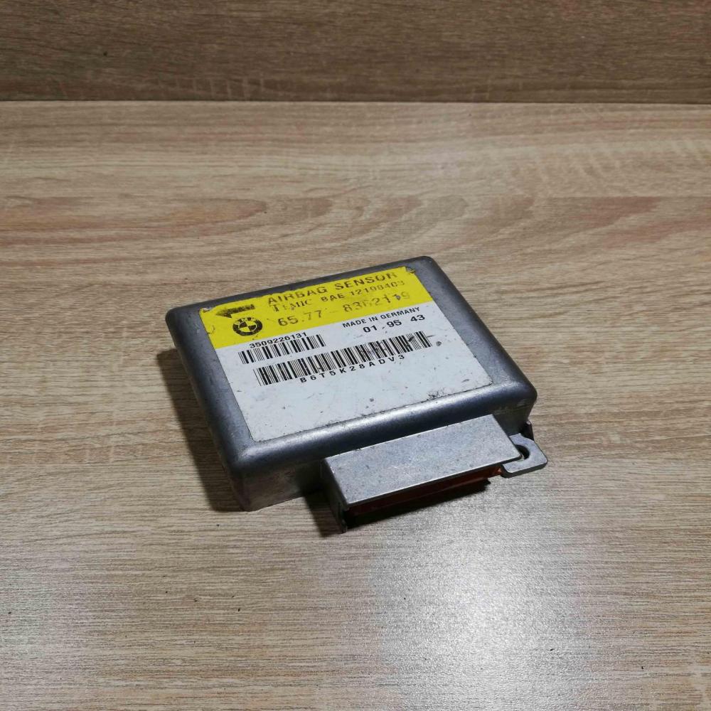 8362119   Airbag control unit/module BMW 3 E36