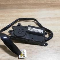 GA701T001B   Air flap motor/actuator Mazda 626