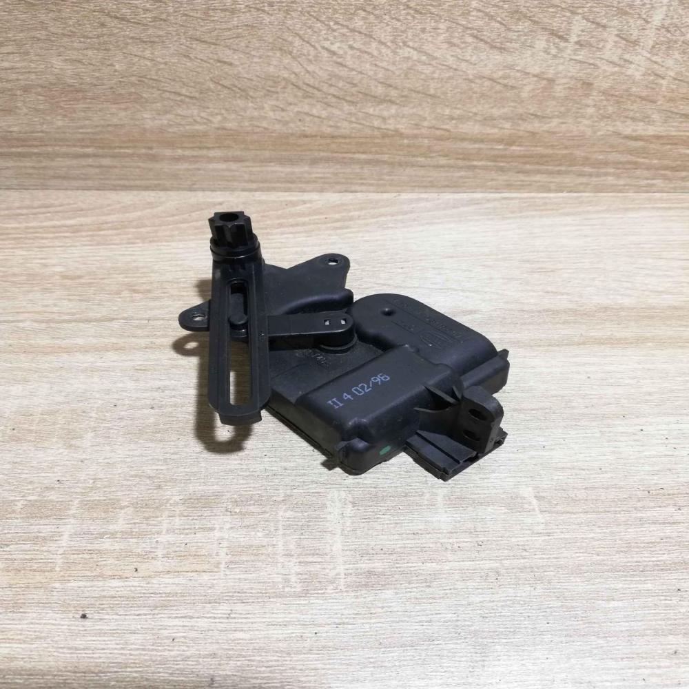 1J0907511 653400R 6NN007626 Air flap motor/actuator Skoda Octavia Mk1 (1U)