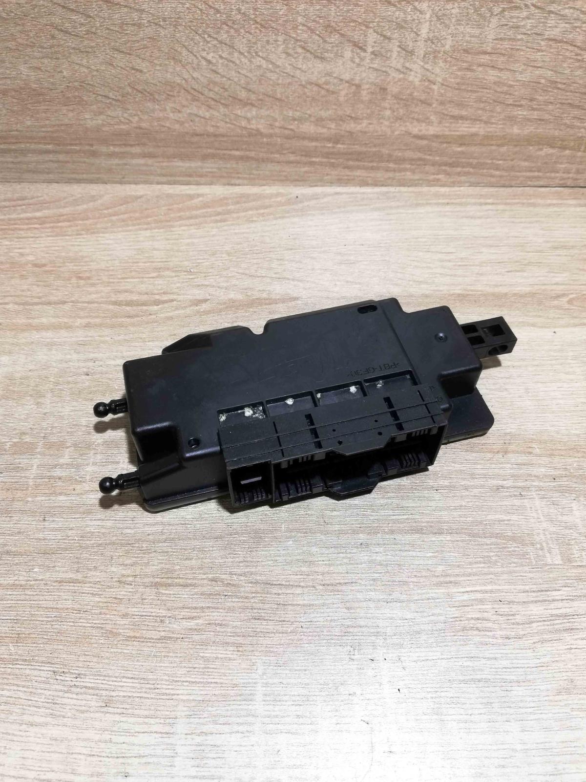 9350003   Airbag control unit/module BMW 5 F10 F11