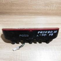 P0223   Rear/tail lights Mitsubishi Pajero