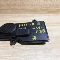 GJ8A B78A  Air flap motor/actuator Mazda 6