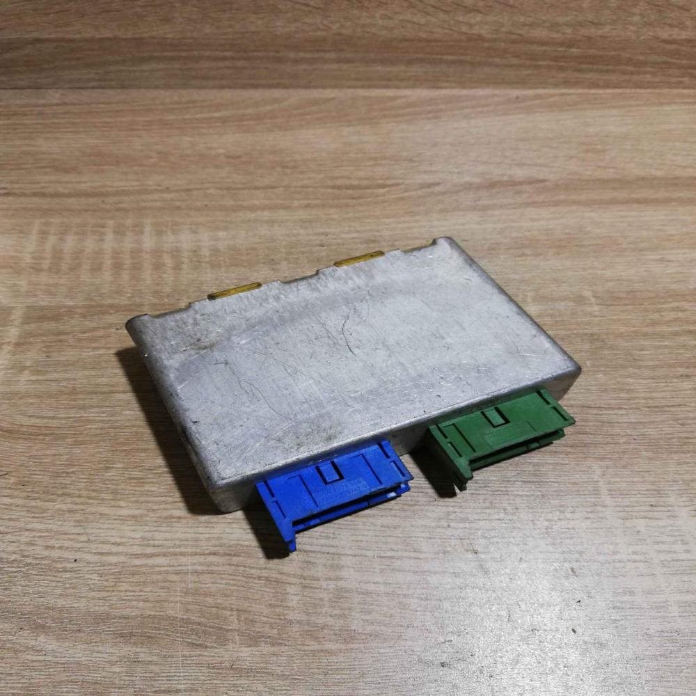 1384603 Unt  Comfort/convenience module BMW 5 E34