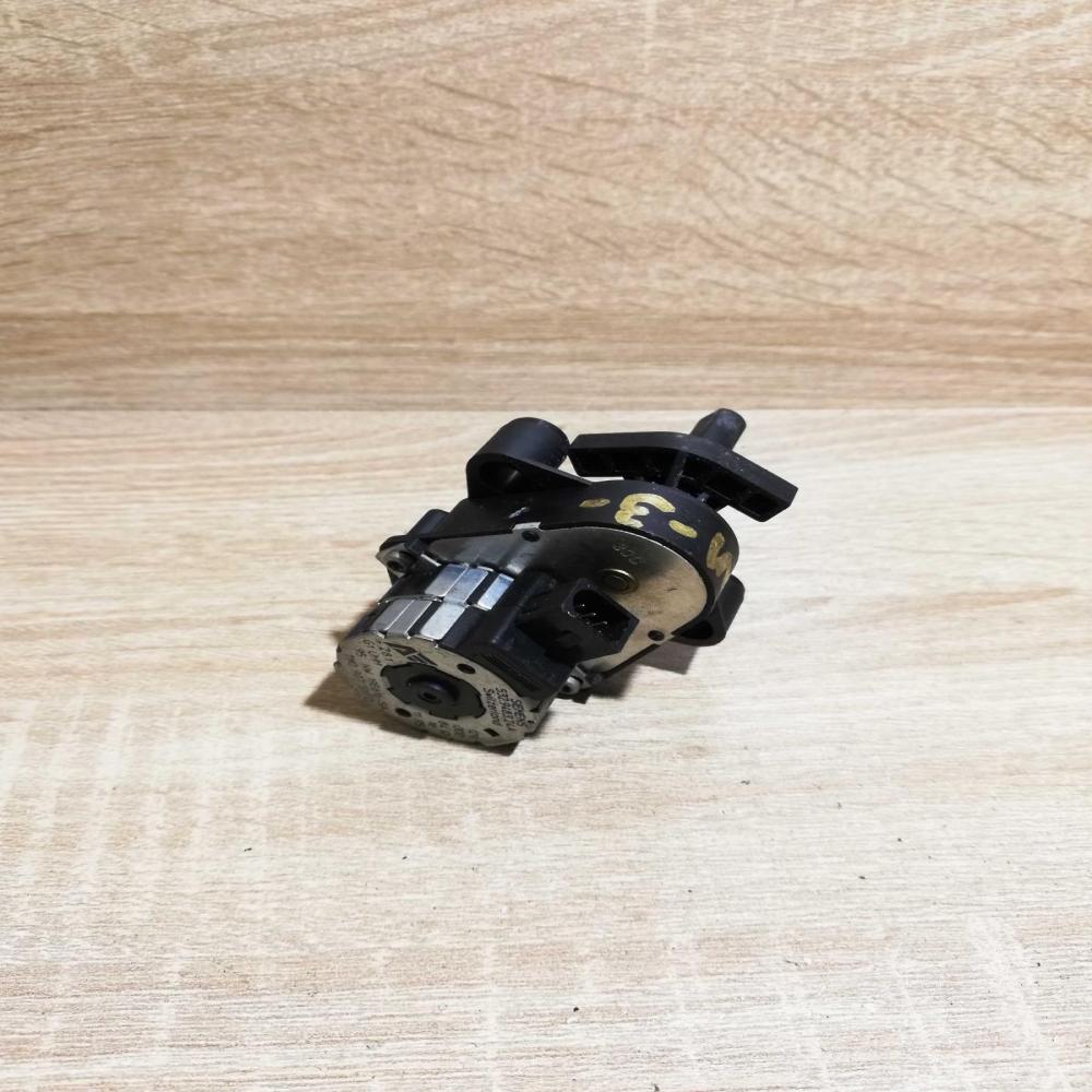 7M0907511D 532 9483 24A  Air flap motor/actuator Volkswagen Sharan