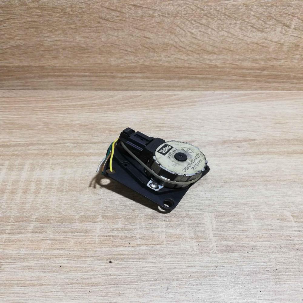 847264A UBB13N03RAZ21  Air flap motor/actuator Renault Safrane