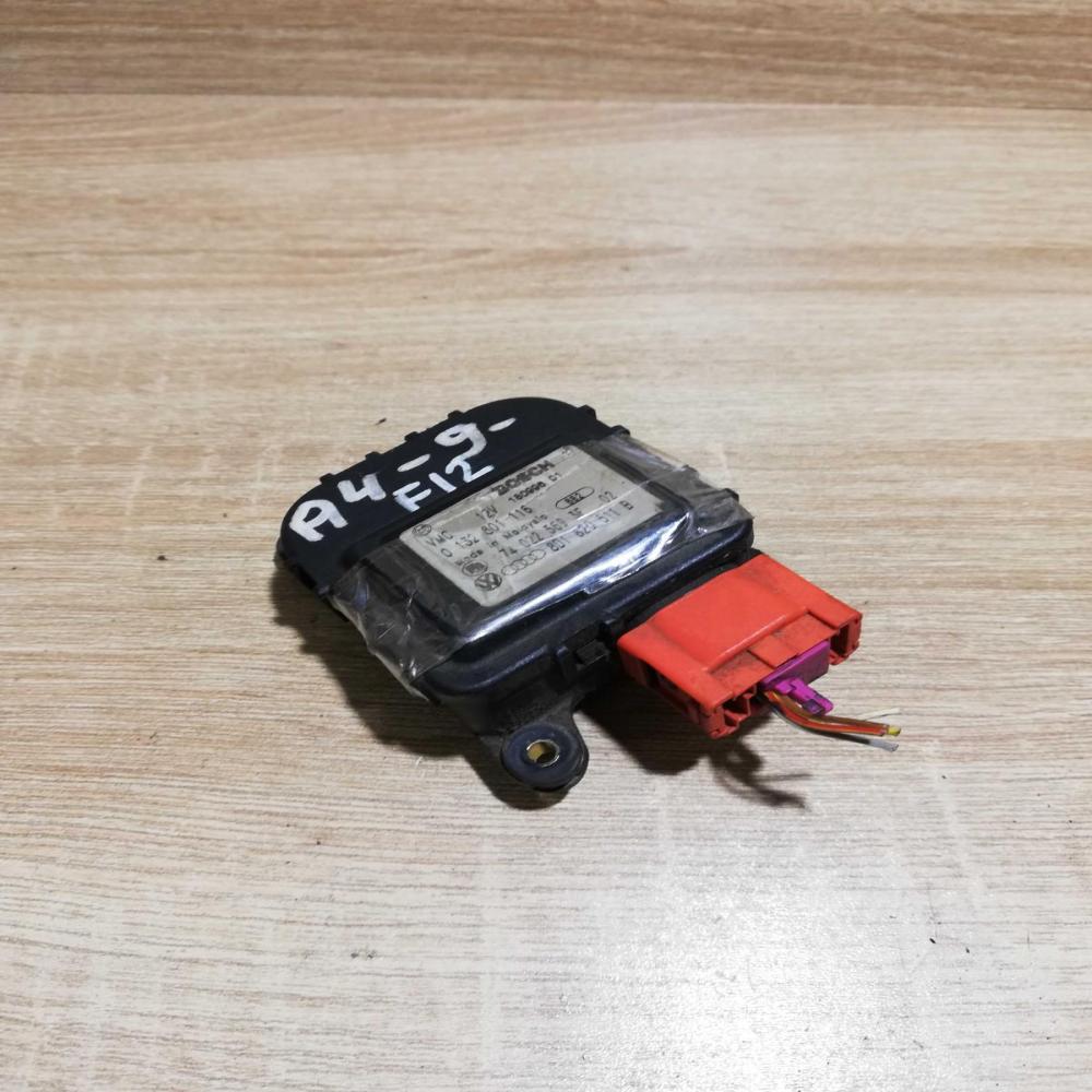 0132801116 8D1820511B  Air flap motor/actuator Audi A4 S4 B5 8D
