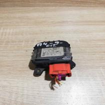 0132801116 8D1820511B  Air flap motor/actuator Audi A4 S4 B5 8D