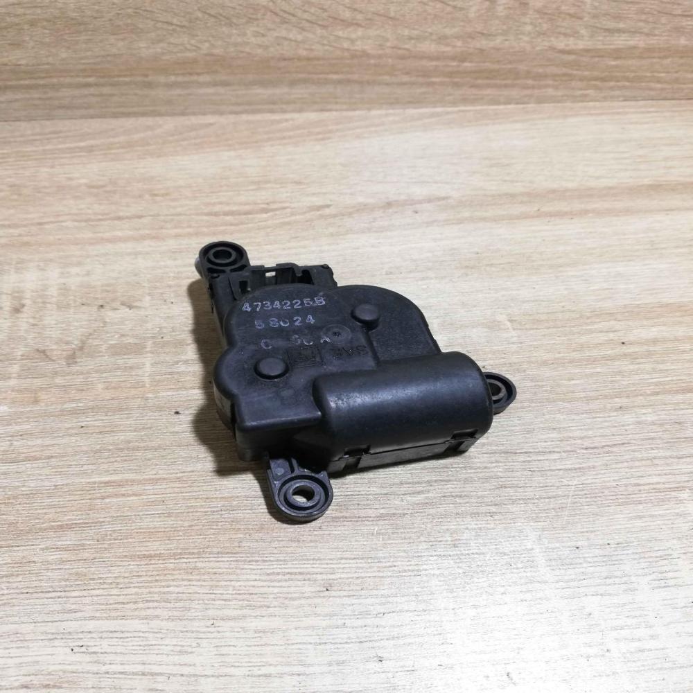 4734225B 58024  Air flap motor/actuator Chrysler Voyager
